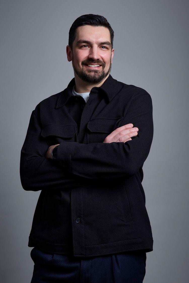 William Dear agent image